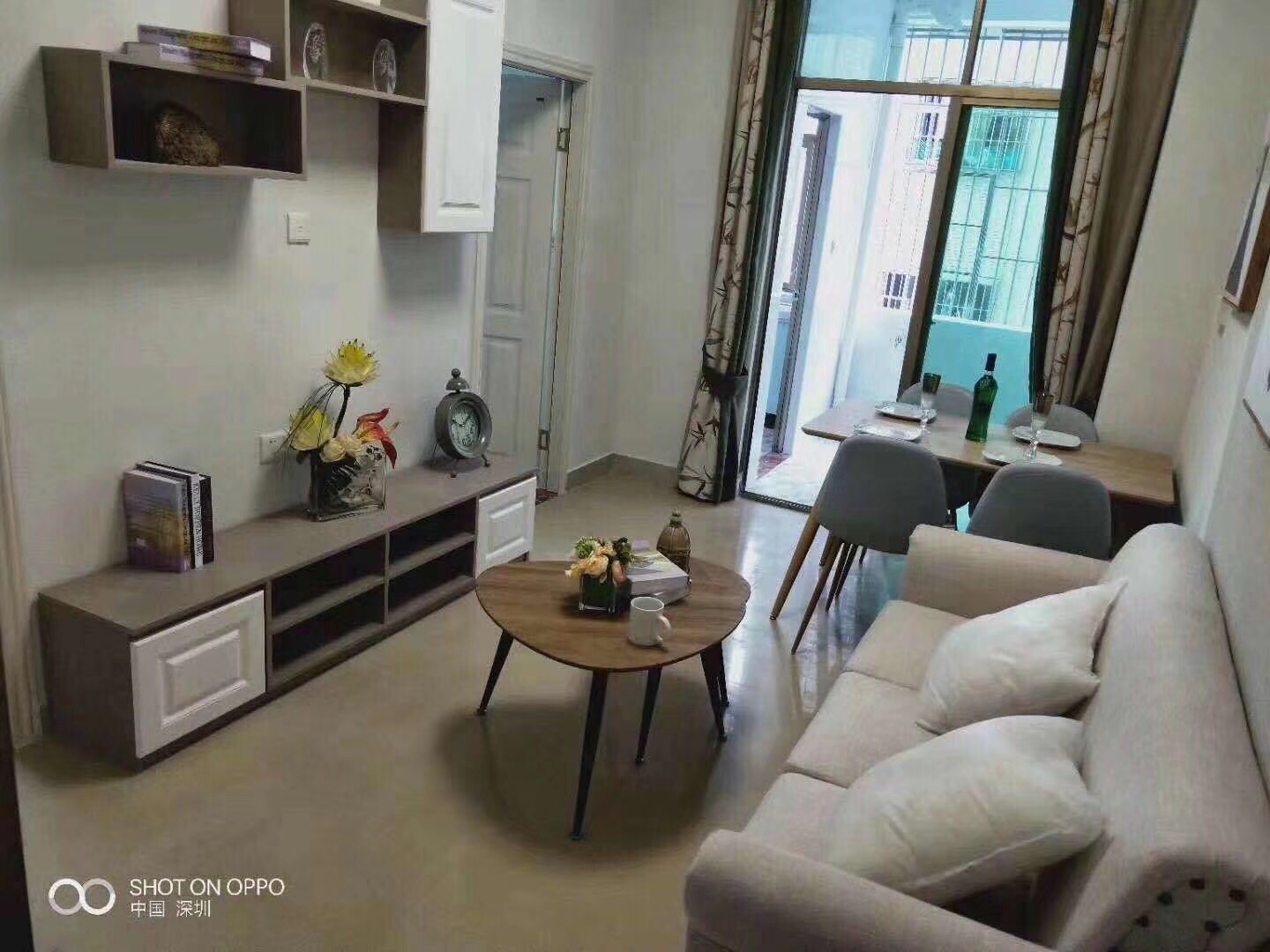 坂田地铁口物业《港铁豪庭》小产权房出售 精装修 41.88万起