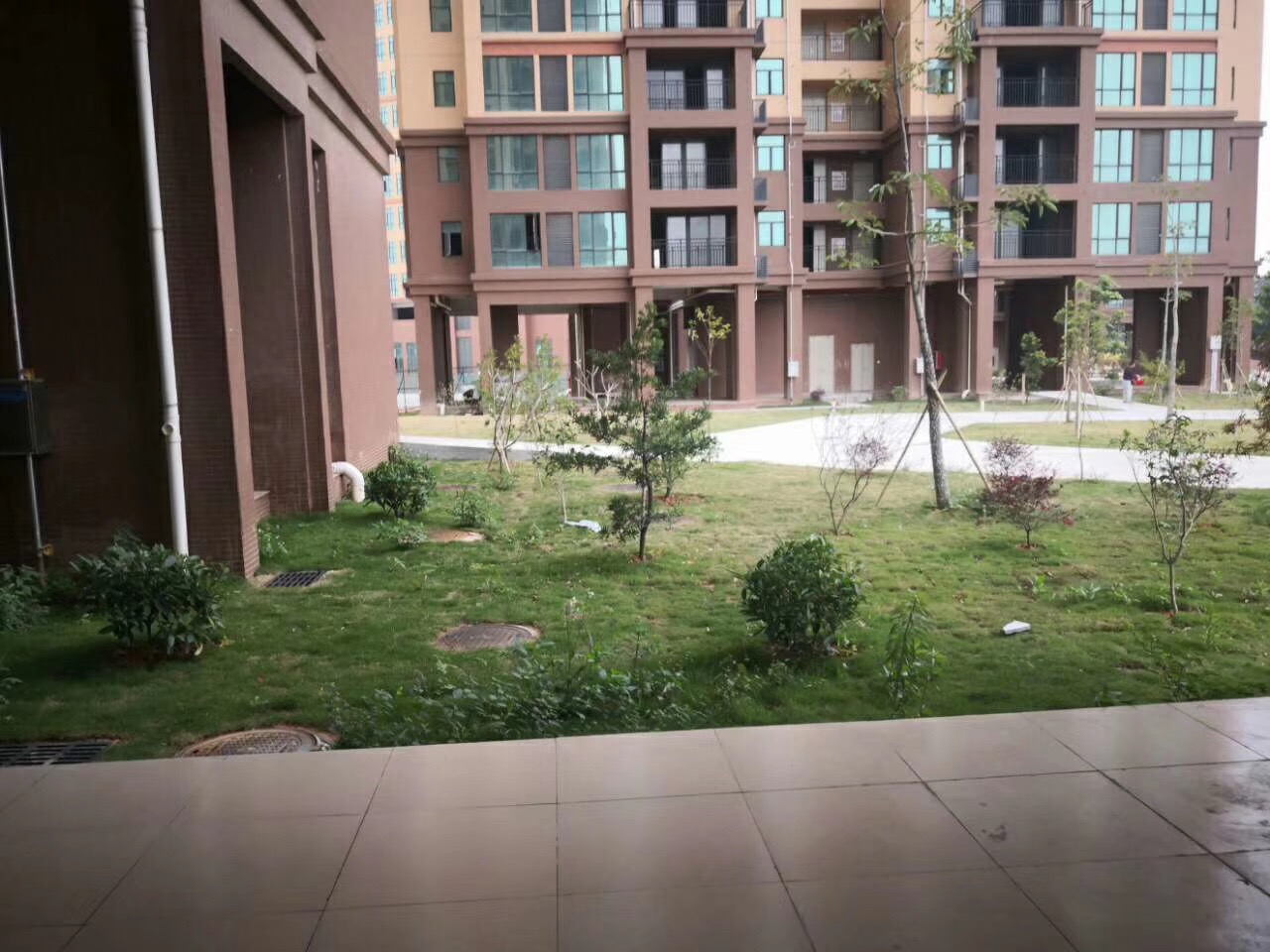 东莞茶山《松湖首府》8栋大型花园统建楼 均价6500元