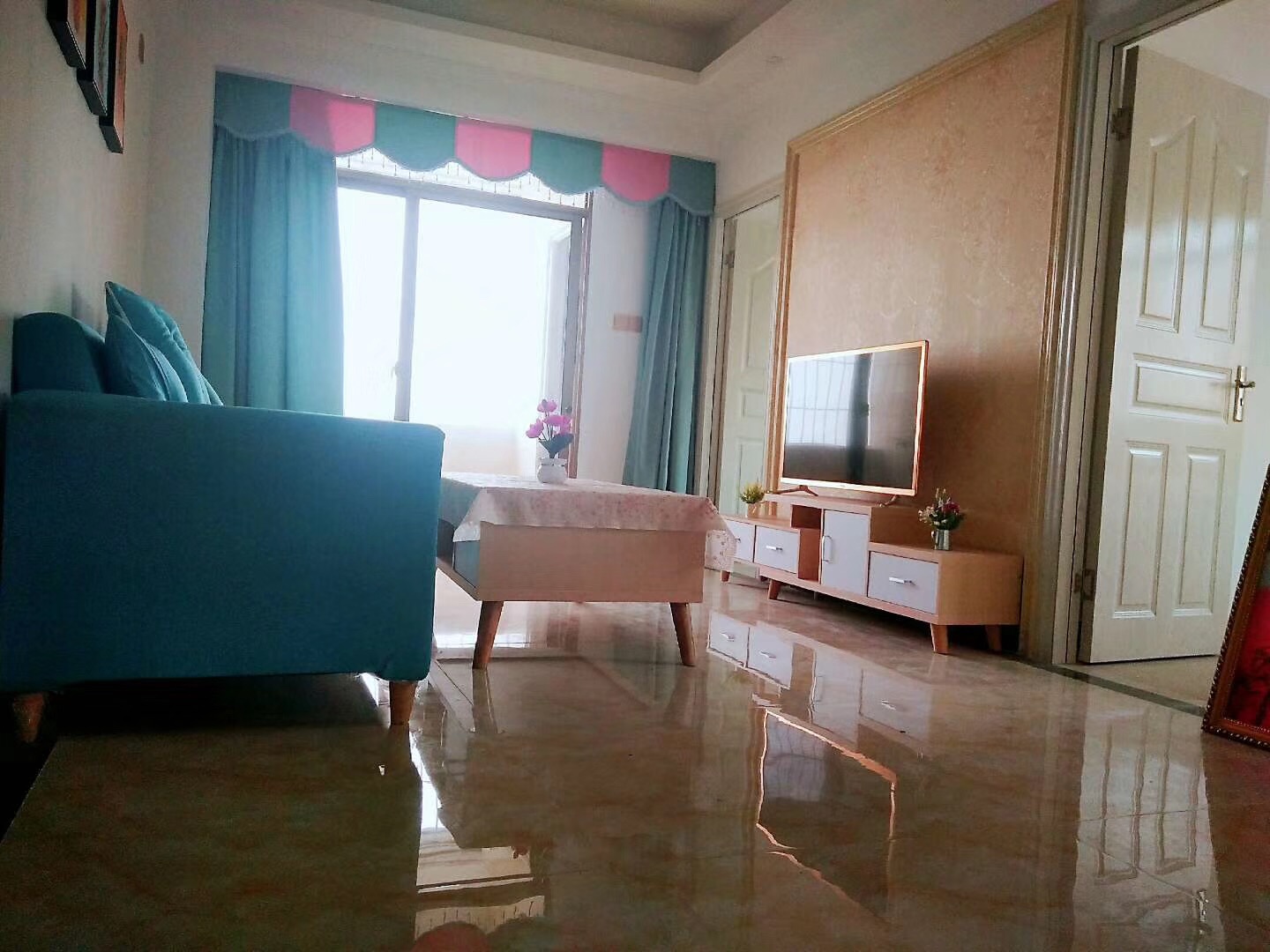 宝安沙井小产权房《海岸华庭》马鞍山地铁口 户型方正大阳台 独立小院9500元起