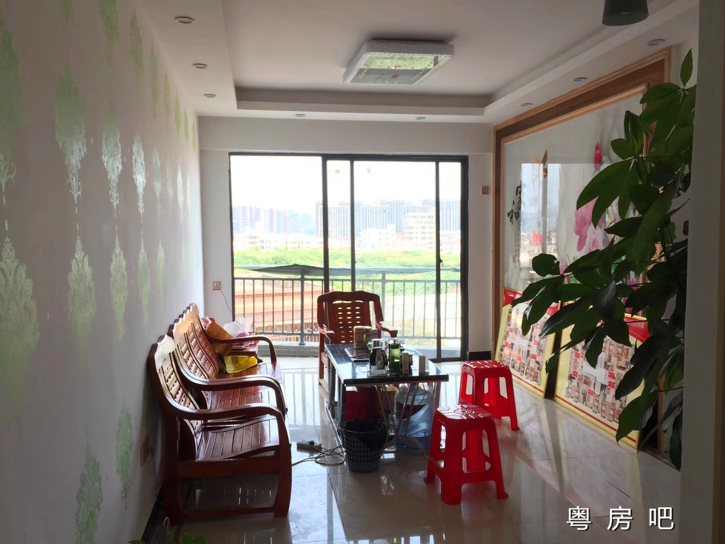 东莞塘厦林村 3栋合围小区房【鸿景豪苑】带空中花园 均价4580元起