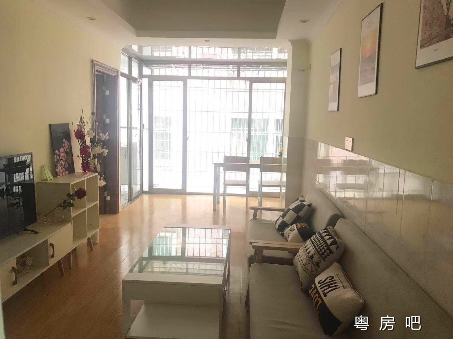 坂田原始户型《荔园豪苑》精装小产权房出售 大客厅卧室 两房69.8万起