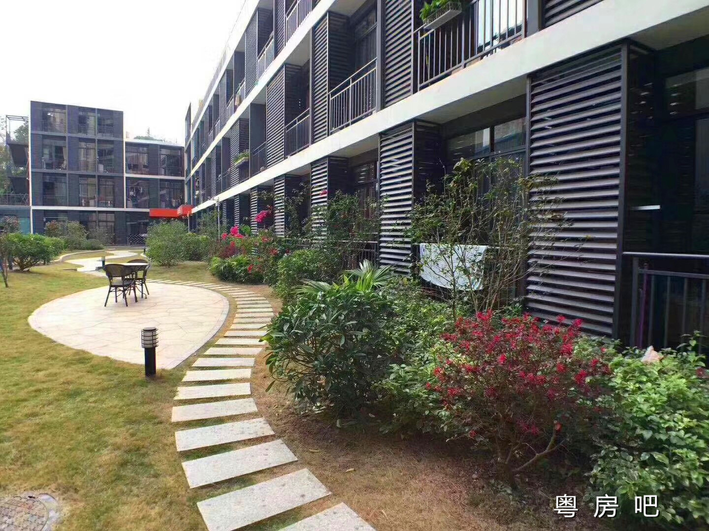 深圳龙华大型花园小区房《锦华公寓》龙胜地铁口600米 均价15000元起