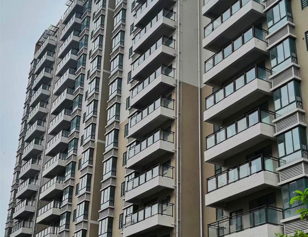 东莞大朗大型统建楼《6月松湖城》3栋花园小区房 带地下停车场 天然气