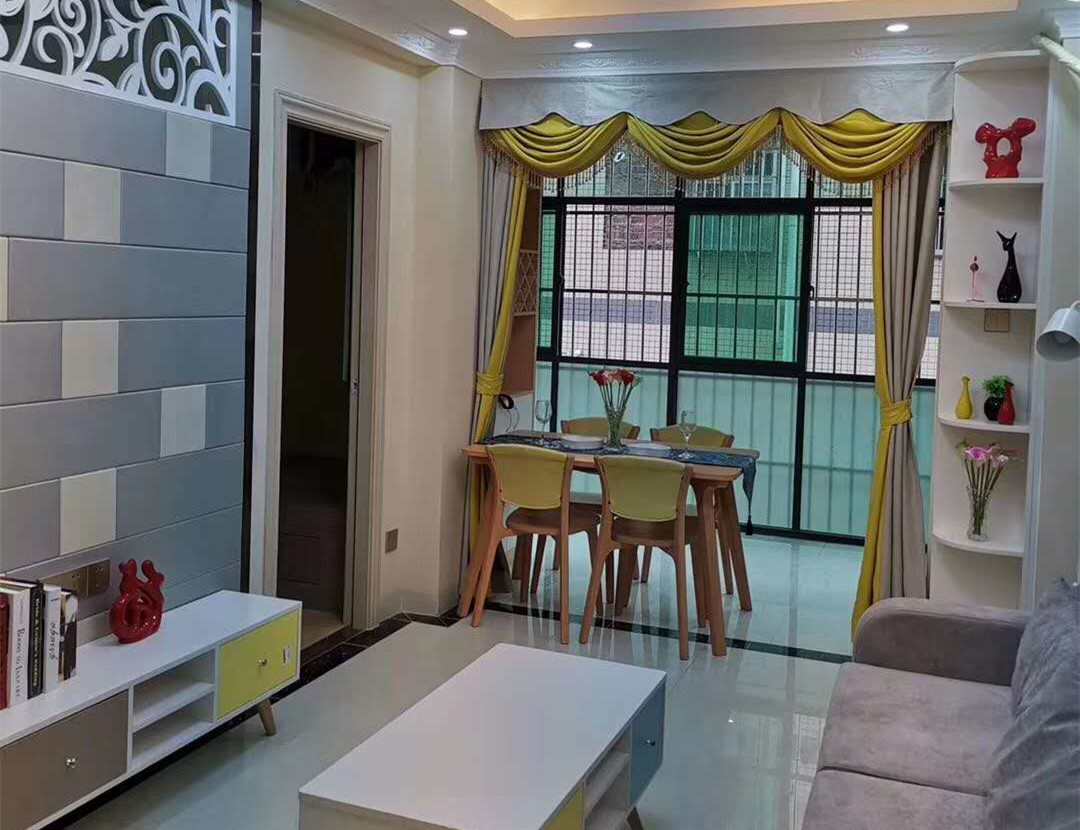 龙岗坪地最新楼盘《坪地豪庭》四方埔文体公园旁边 豪华装修 拎包入住 总价55万起