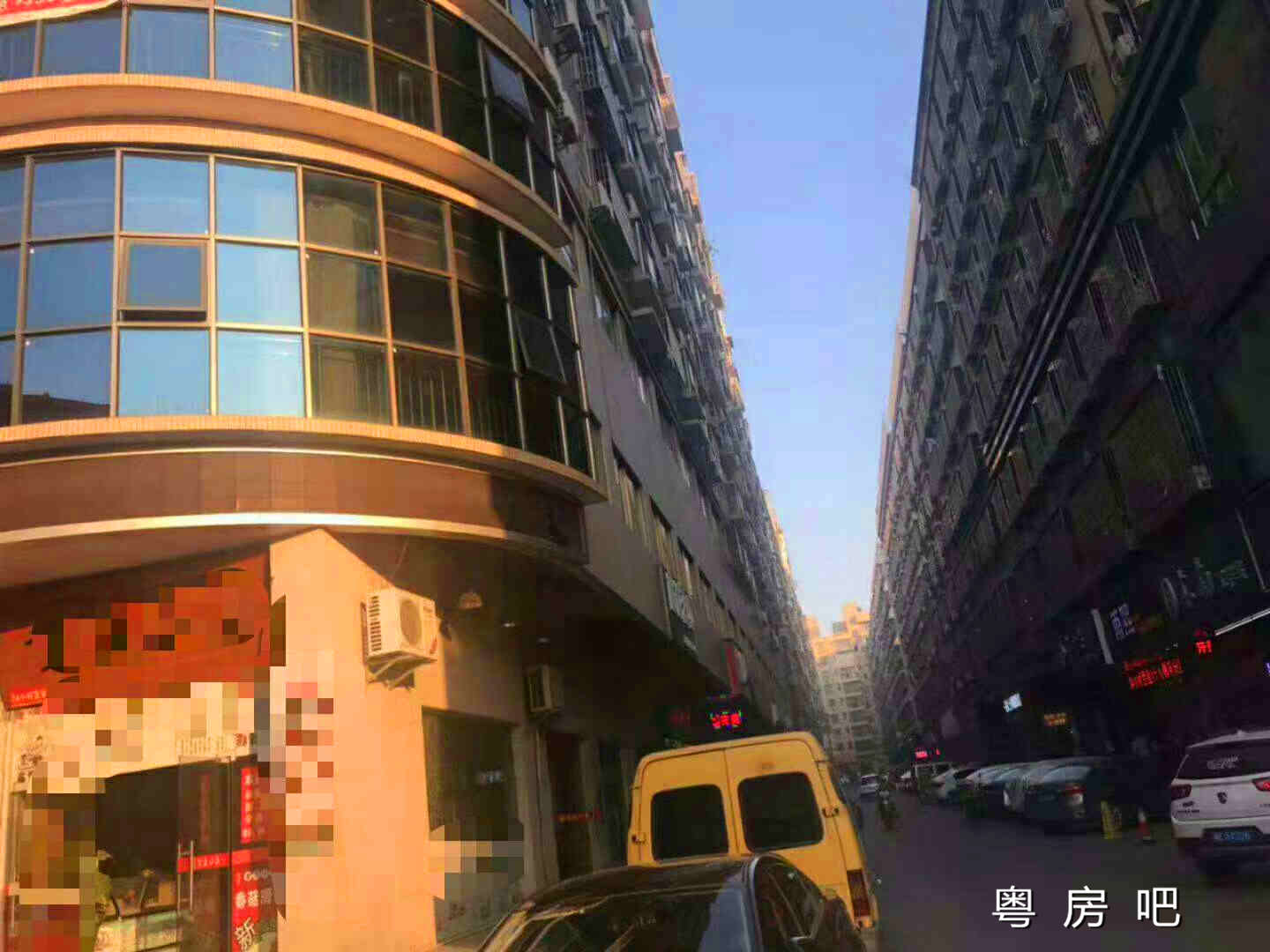 东莞大岭山广场旁《爱琴海》精装主题公寓 豪华装修 拎包入住 均价5980元