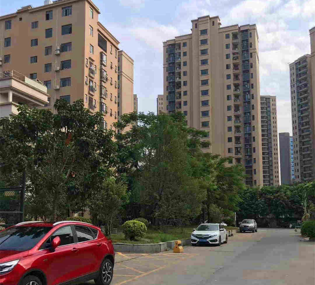 东莞虎门北栅凤凰小区《碧桂雅苑》小产权房出售 封闭式小区管理 带停车场 均价4700元