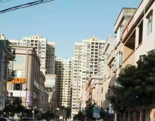 东莞企石杨屋《东江豪庭》小产权房出售 共享商品房配套 旁边就是公园 单价2680元起