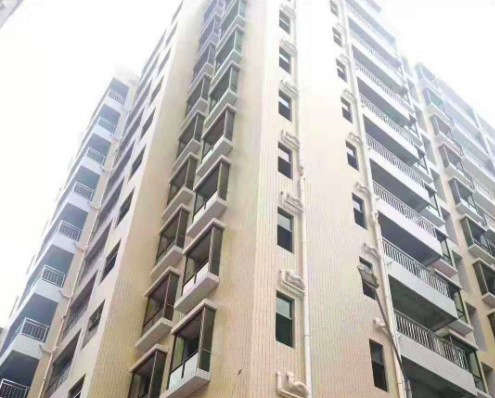 东莞厚街展览中心地铁口《幸福华庭》两房25.8万起，三房29.8万起，可分期5年