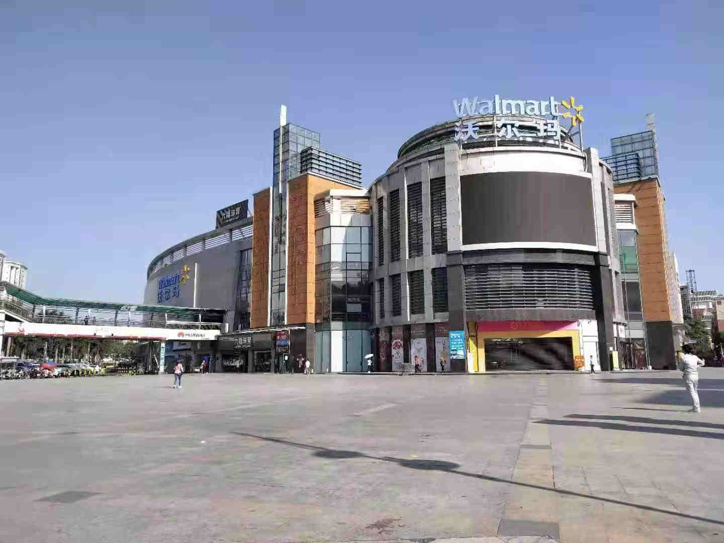 东莞凤岗黄洞《恒富名居》小产权房 带停车场  大三房39.8万起