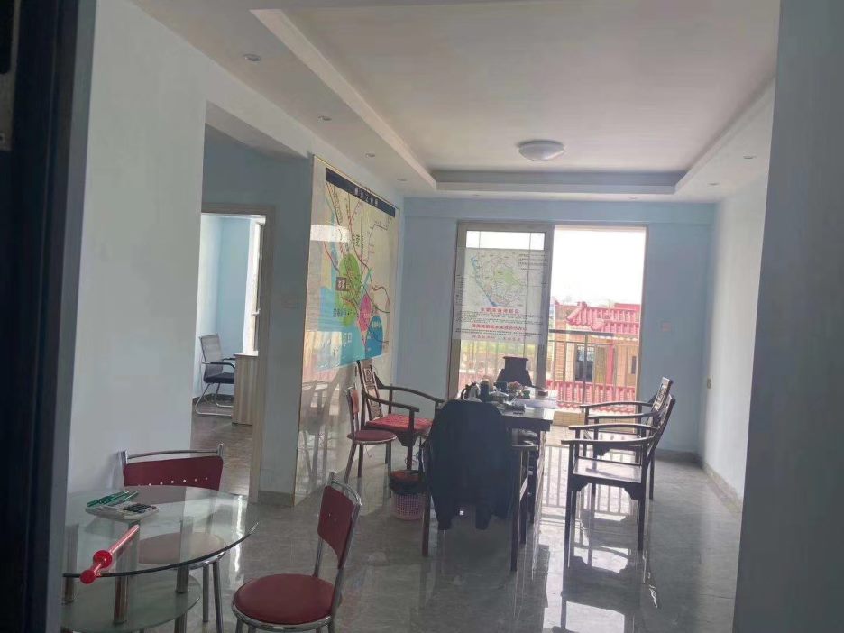 东莞长安高速出口《滨海第壹湾》小产权房新盘 活动价3880元任选！