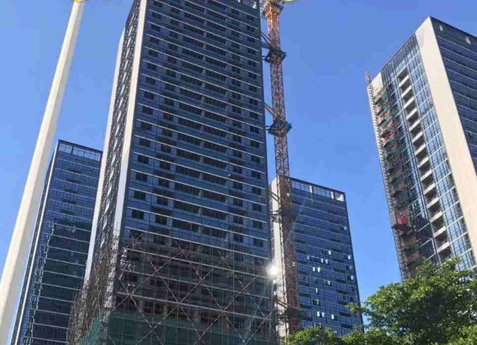 塘厦碧桂园天麓山旁《香蜜国际》5栋大型花园统建楼 带燃气和停车场