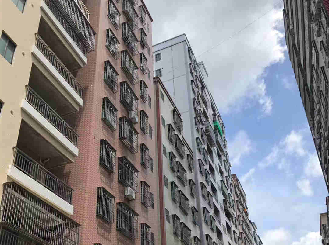 深圳龙岗交界处，惠阳新圩长布《 致富居》小产权房 户户大阳台 精装交房