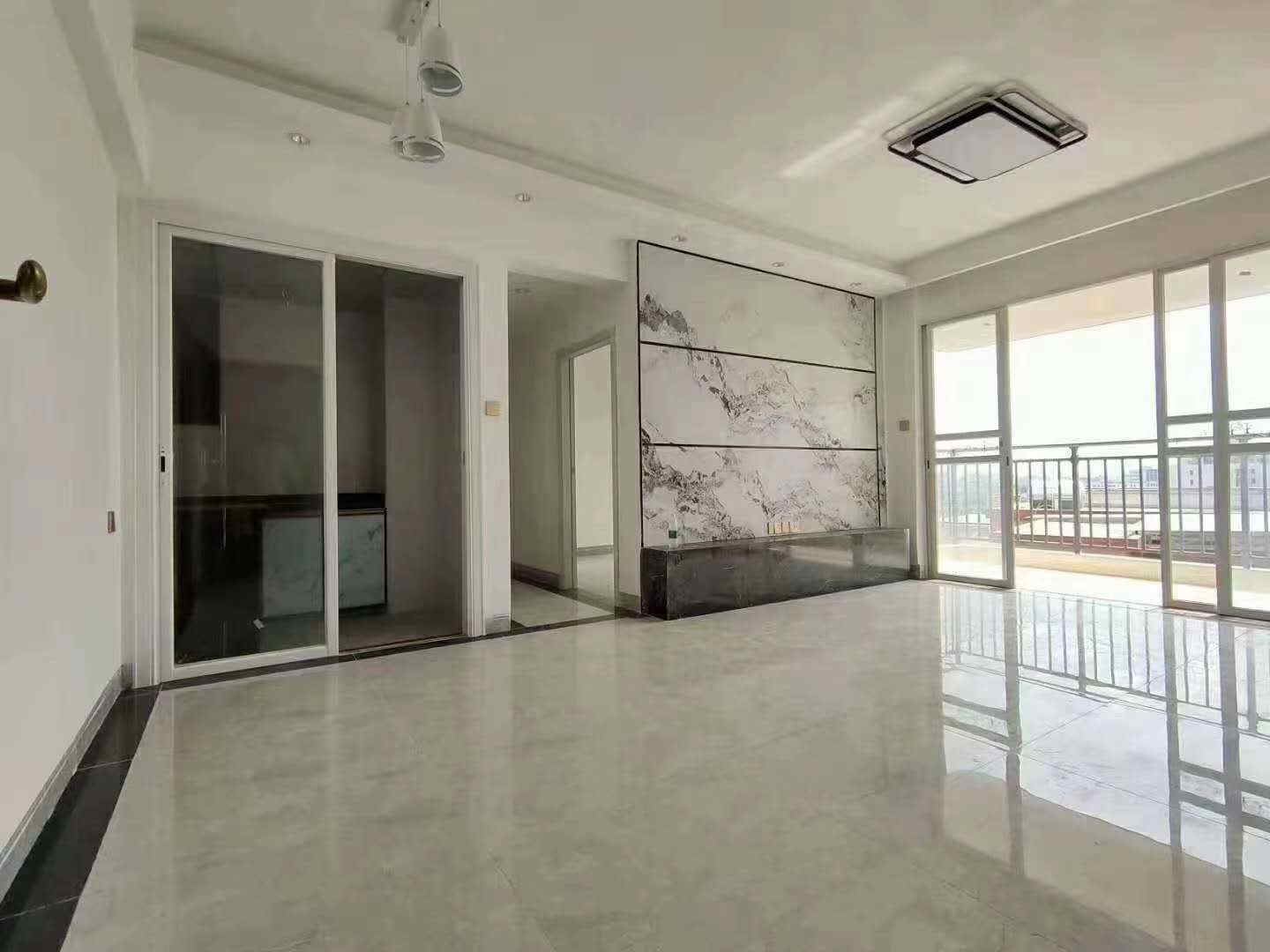 东莞长安涌头《祥和家园》小产权房两栋封闭式管理 车位充足 总价19.2万一套