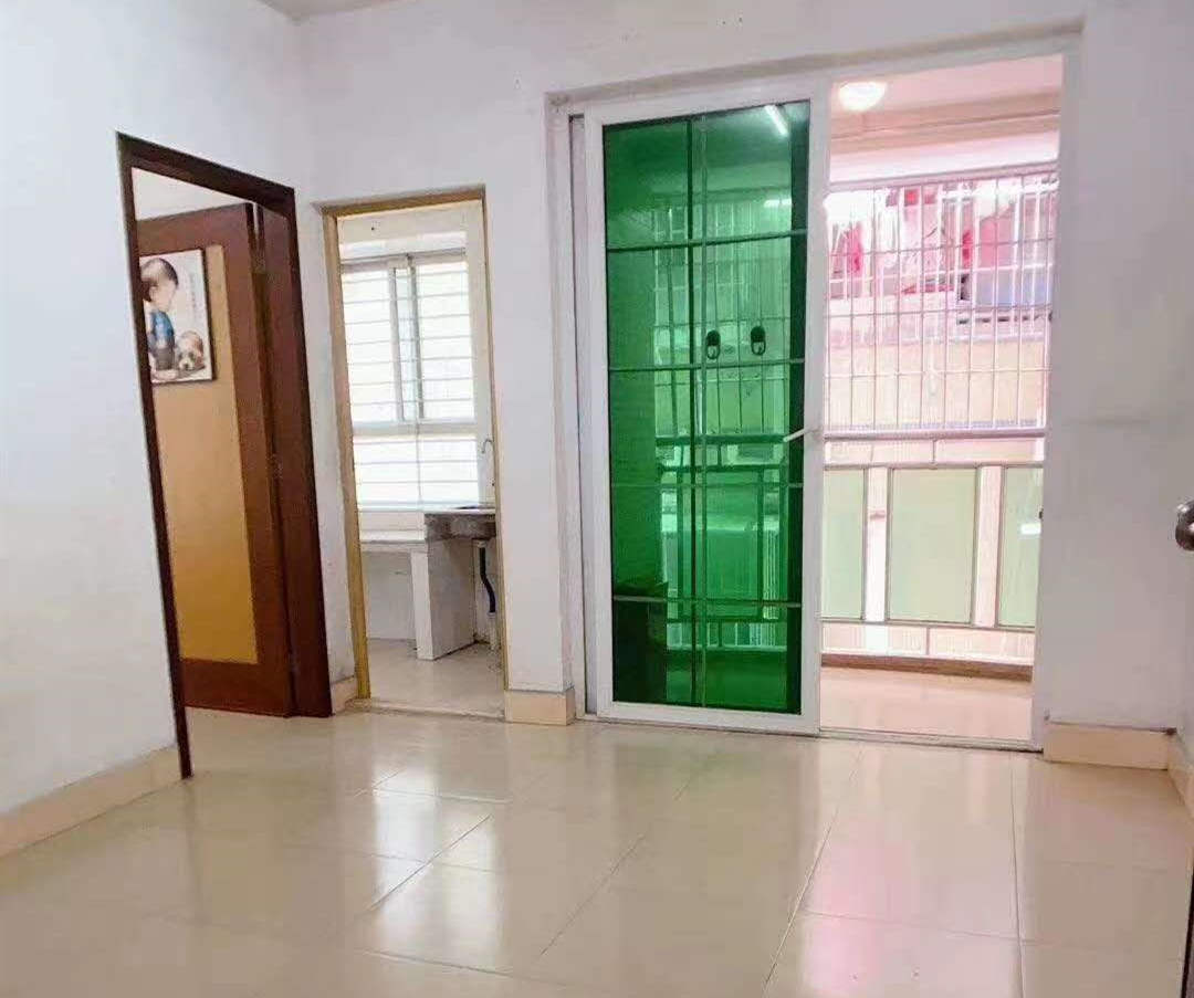 深圳坂田五和地铁口《和磡雅居》小产权房 原始户型大阳台 总价69.8万起