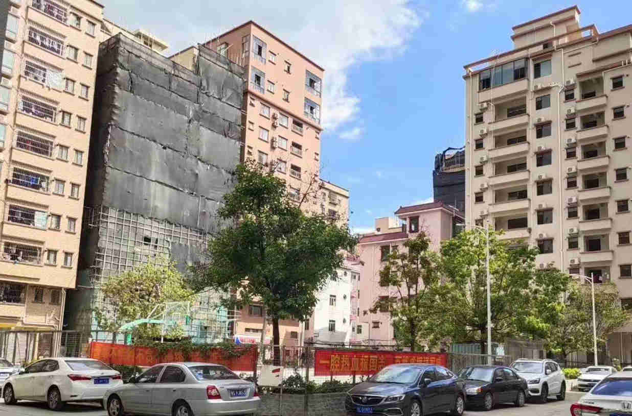 东莞长安厦边《 顺富雅苑》小产权房 大阳台带飘窗 特价两房总价31万元