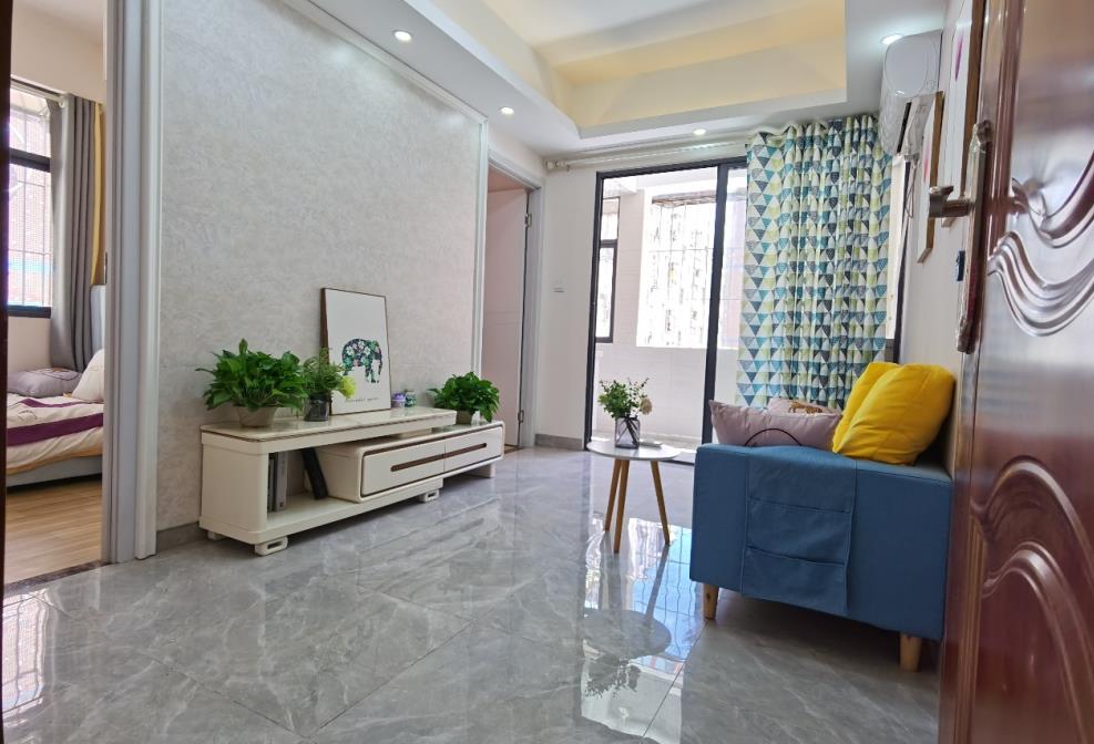 石岩石龙仔村委房新楼盘《汇星名庭》天燃气入户，村委盖章，精装修交房，总价15.5万起