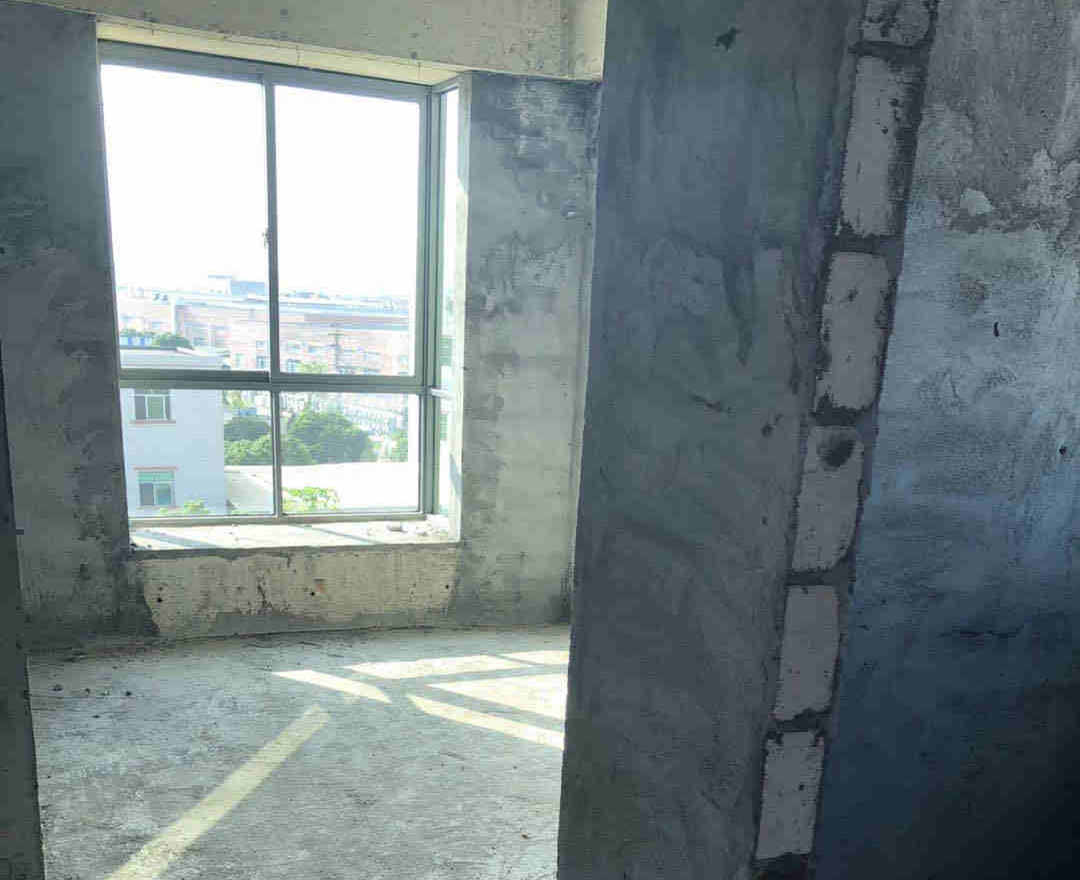 东莞大岭山新塘《公园里二期》精品电梯小洋房 三房总价36.8万任挑任选