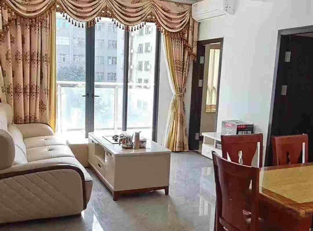 东莞虎门威远北面村《中心城》小产权房 精装修 自带花园停车场 名校为邻 公园相伴