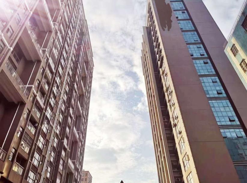 深圳沙井新桥2栋村委统建楼《新桥华府  》自带大型地下停车场 豪华装修 拎包入住