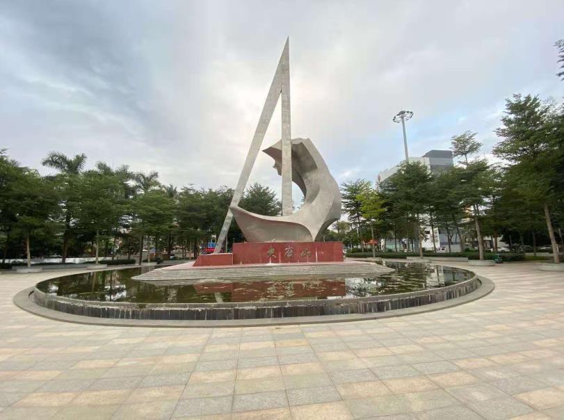 东莞大岭山2大栋统建楼《 向东华府 》大岭山地铁口仅500米 上学无忧 公园相伴