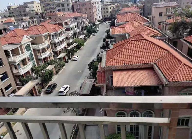 寮步大型楼盘《世纪城》双阳台车位充足 公园为邻 名校相伴 别墅区景观配套