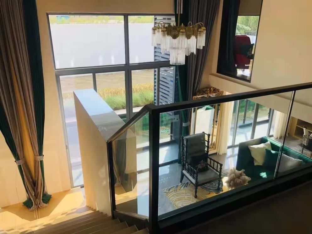 大岭山松湖三栋大型精装统建楼《领航之星》花园小区带地下停车场 零距离学校 可分期8年