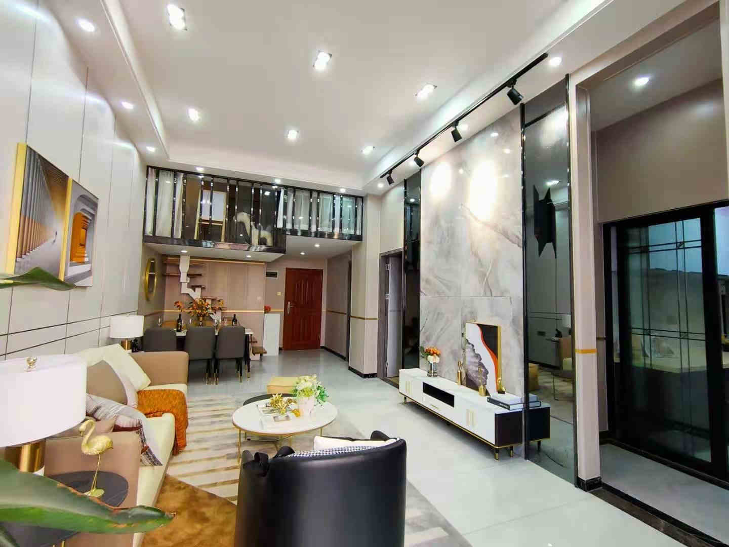 石岩石龙仔大型花园统建楼《石岩国际花园》原始户型 通燃气带停车场 买一层送一层