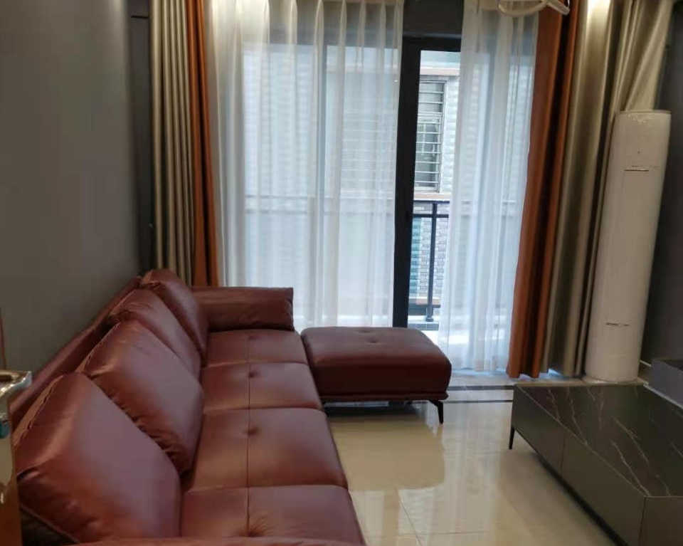 东莞厚街A.B两栋统建楼《中心华府》双阳台通燃气 1：1停车场 可分期8年