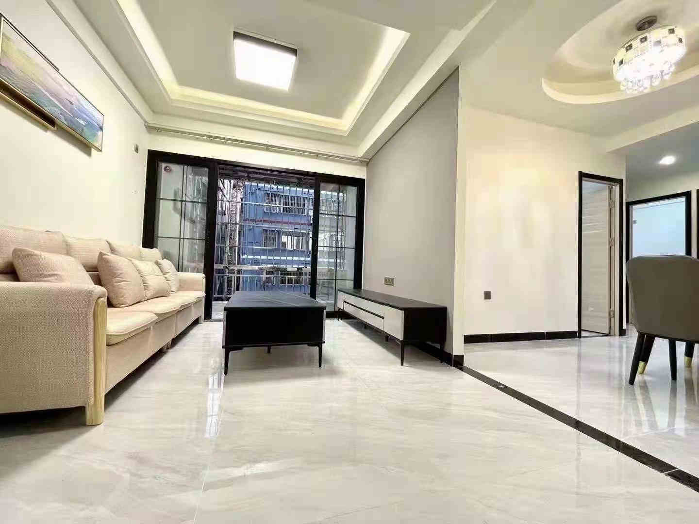 深圳石岩石龙仔《汇龙豪庭》小产权房 原始户型大阳台 通燃气可落户 