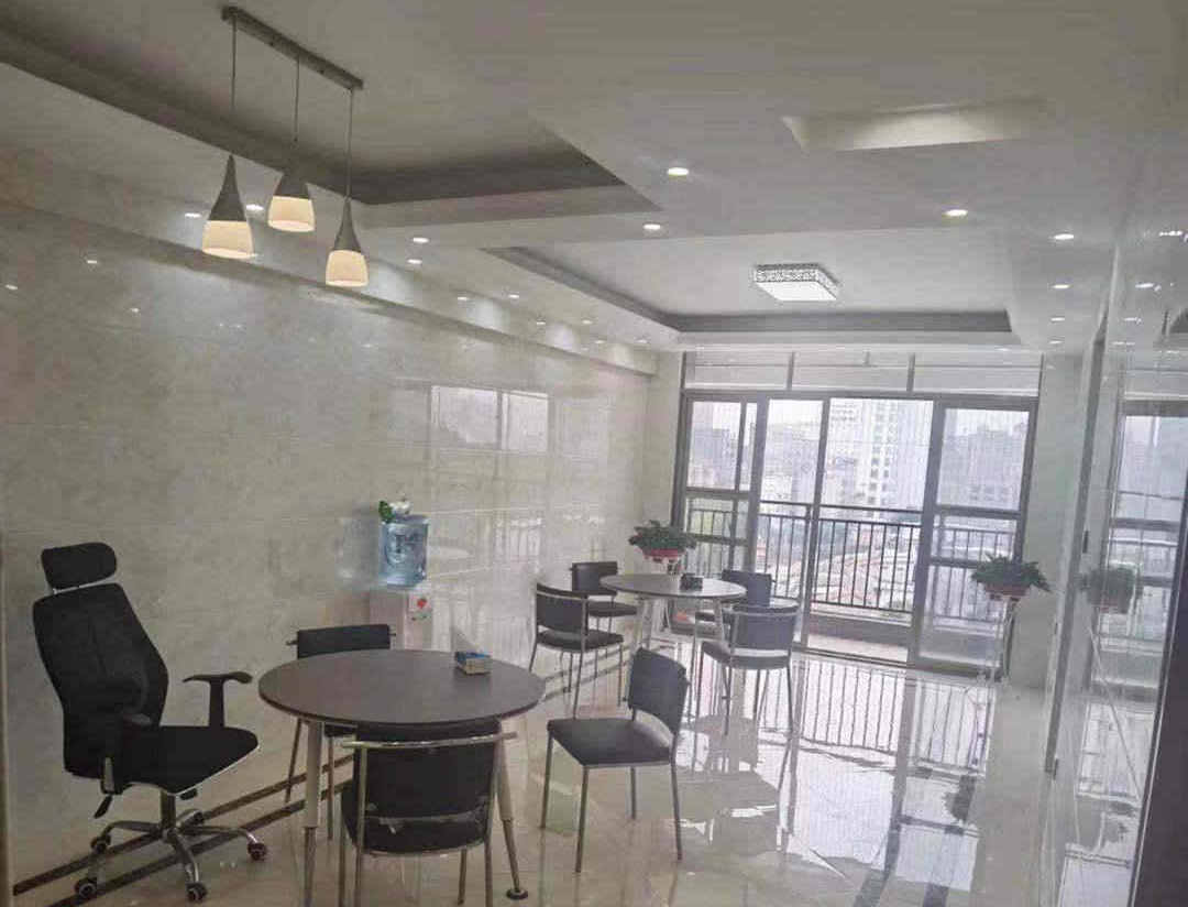 东莞常平还珠沥2栋集资房《聚福花园》原始户型 南北通透 厅出阳台 自带大型停车场