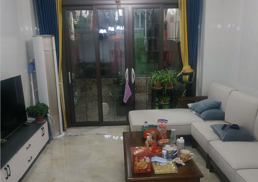 东莞常平司马2栋合围式统建楼《银河花园》名校环绕 T字户型无横梁 户户带大飘窗