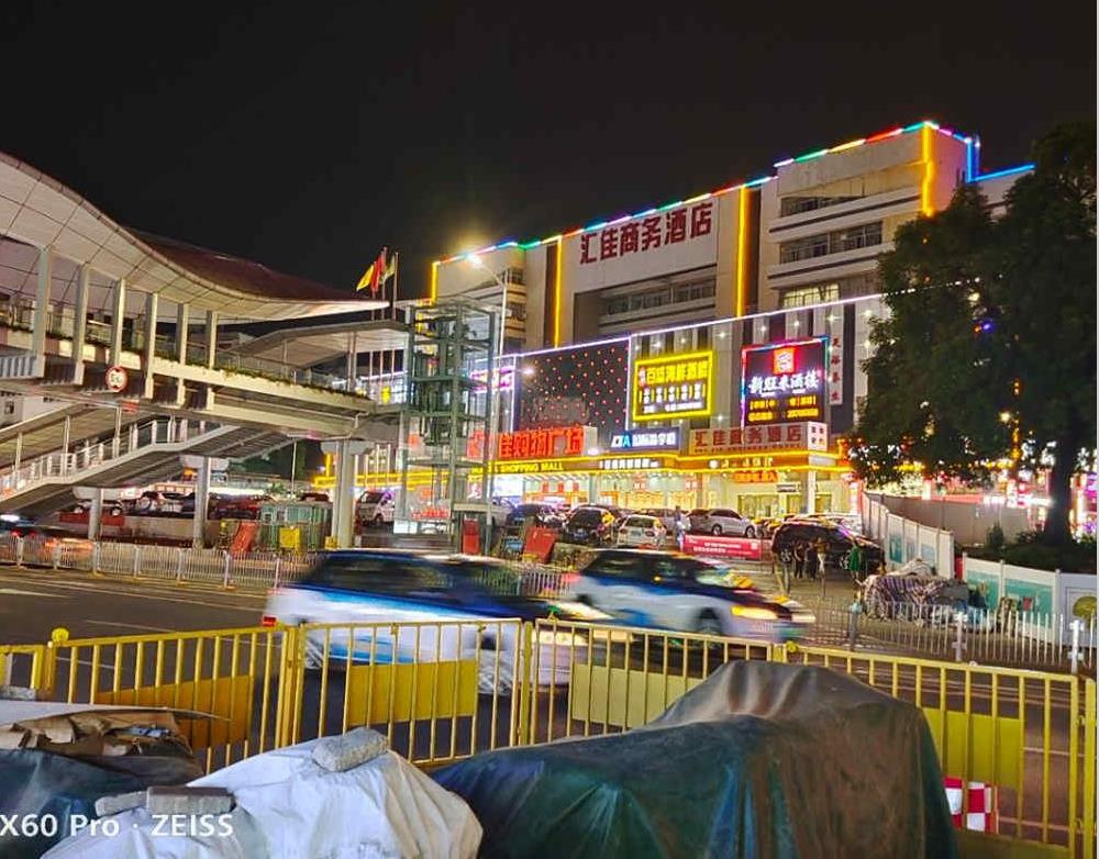 布吉大芬地铁站小产权房《财富之星》繁华地段带租约 精装送家私 总价33万起