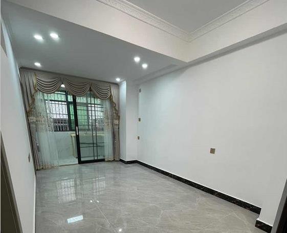 观澜大水坑华为旁小产权房《公园雅居》大阳台T户型 名校环绕 总价61.8万起