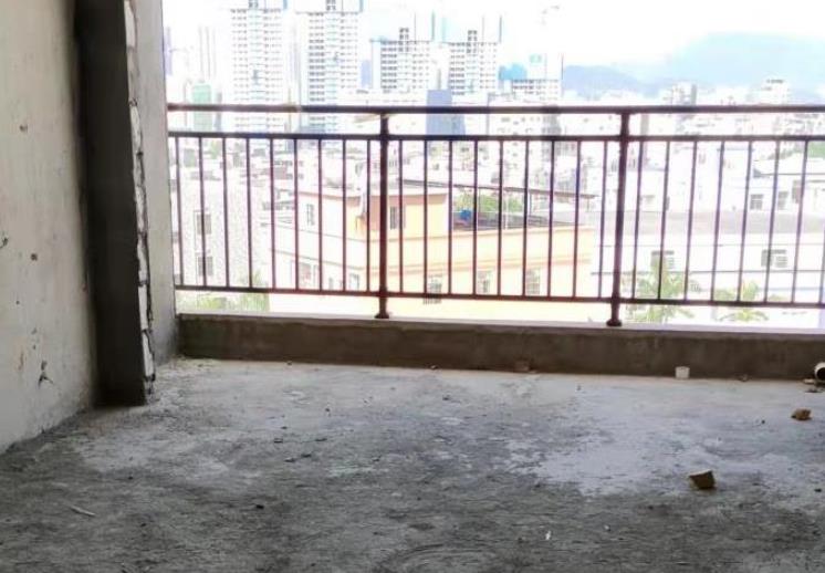 大岭山大片美2栋统建楼《松湖美景城》大阳台带飘窗 南北通透停车无忧 分期8年