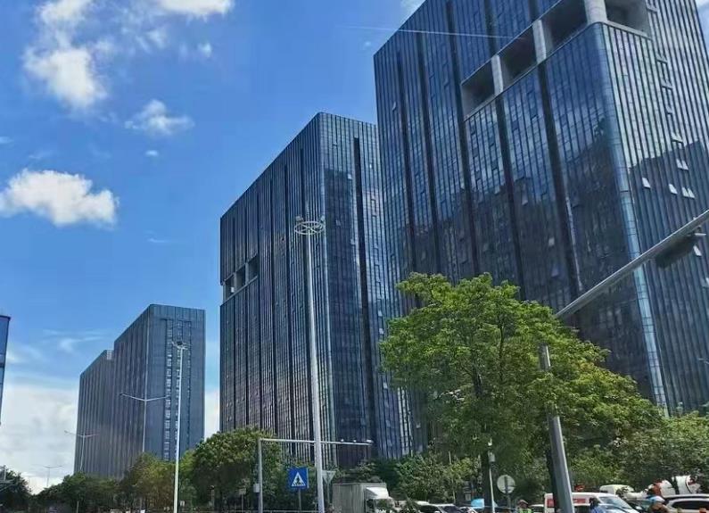 龙岗平湖大红本《华南城青创》双地铁口 华南城商圈 首付50万起入住精装大三房