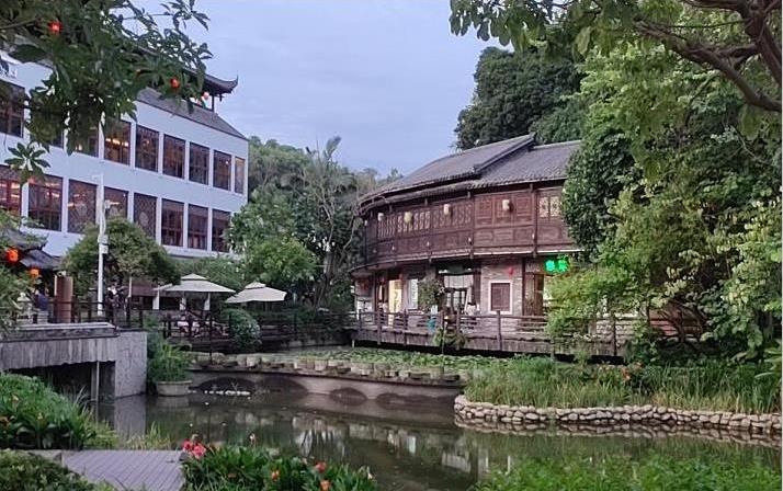 布吉「半山雅筑」 甘坑地铁口500米 总价41.6万 分期10年