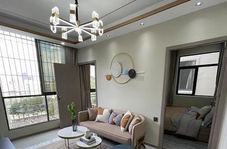 龙华郭吓「龍城公园」震撼来袭 零距离天虹商场 通然气可落户 精装两房56.8万起 三房96.8万起 