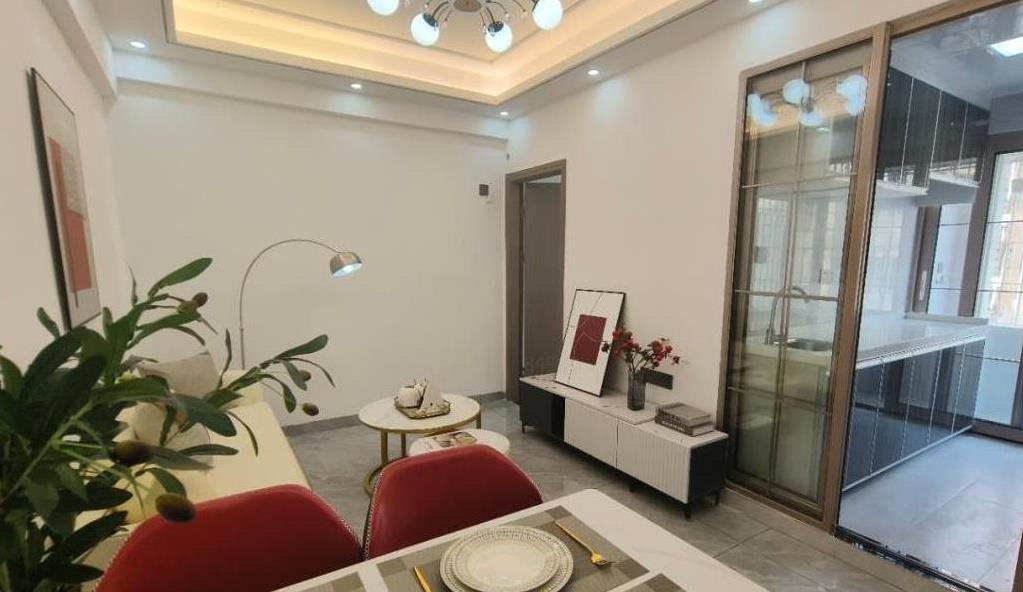 光明楼村旧村新盘「楼南豪庭」地铁口200米 历史遗留 总价18.8万起 楼下有停车场