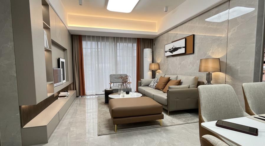 光明合水口地铁口新盘「鑫合盛世」原始户型学区房  大阳台通燃气 大三房总价105万