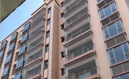 凤岗田心围精装小产权房「依山雅居」临深神盘 南北通透带停车场 总价25.8万起