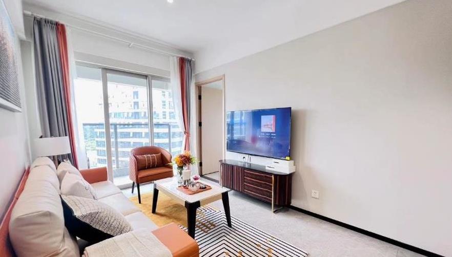 东莞黄江15栋临深大型花园小区「鹏湖天际」通燃气带停车场  地铁站800米 双科学城C位