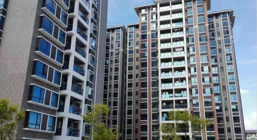 光明白花洞8栋花园统建楼「绣丽富仁居」通燃气带停车场 地铁口 原始户型 可落户积分上学