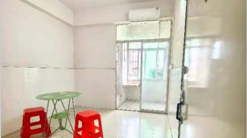 龙华双地铁口原始户型新盘「 龙胜御龙庭」大阳台通燃气 停车无忧 总价28.8万起