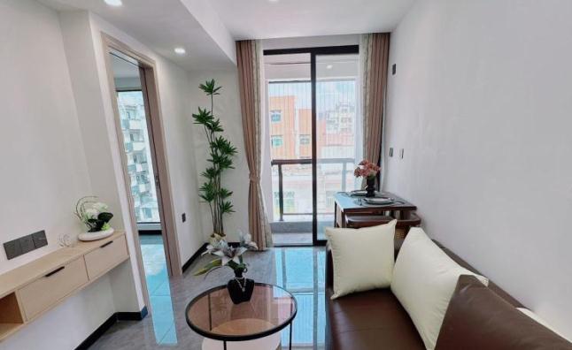 南山地铁口全新网红古城楼盘「美景花园」大阳台带停车场 公园里天然氧吧  总价42.8万起安家关内 