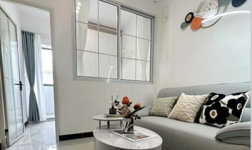 龙华民治地铁口新盘《民治华府》双电梯 民水民电 带停车场 一房总价36.8万起 