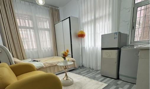 南山龙井地铁口《南山中心城》原始户型  民水民电 学区房可落深户 总价49.8万起