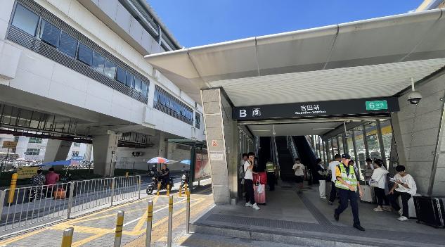 石岩水田原始户型新盘《石岩星座》地铁口 一梯三户 南北通透 总价29.8万起